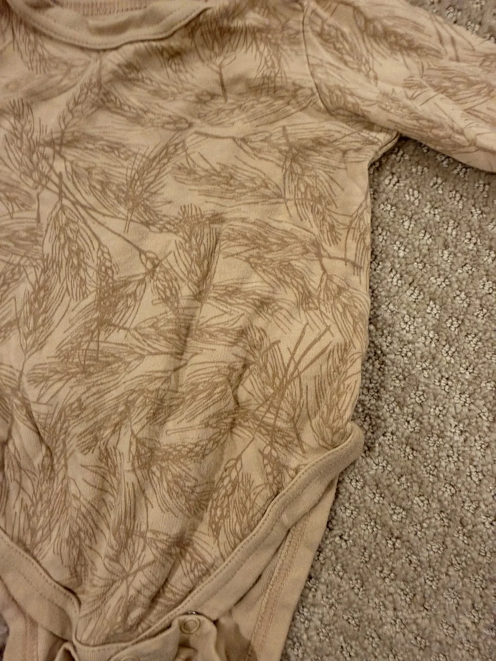 Neutral Tan Long-Sleeve Baby Bodysuit with Leaf Print